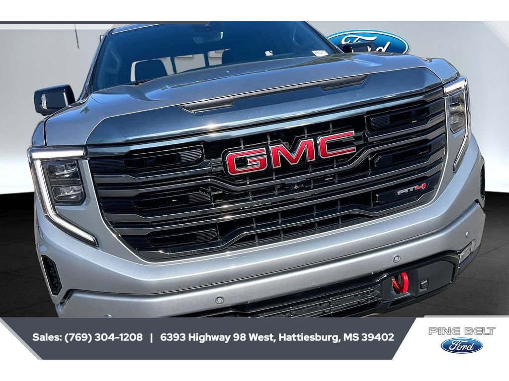 Used 2024 GMC Sierra 1500 AT4 w/ Technology Package AWD/4WD image 25
