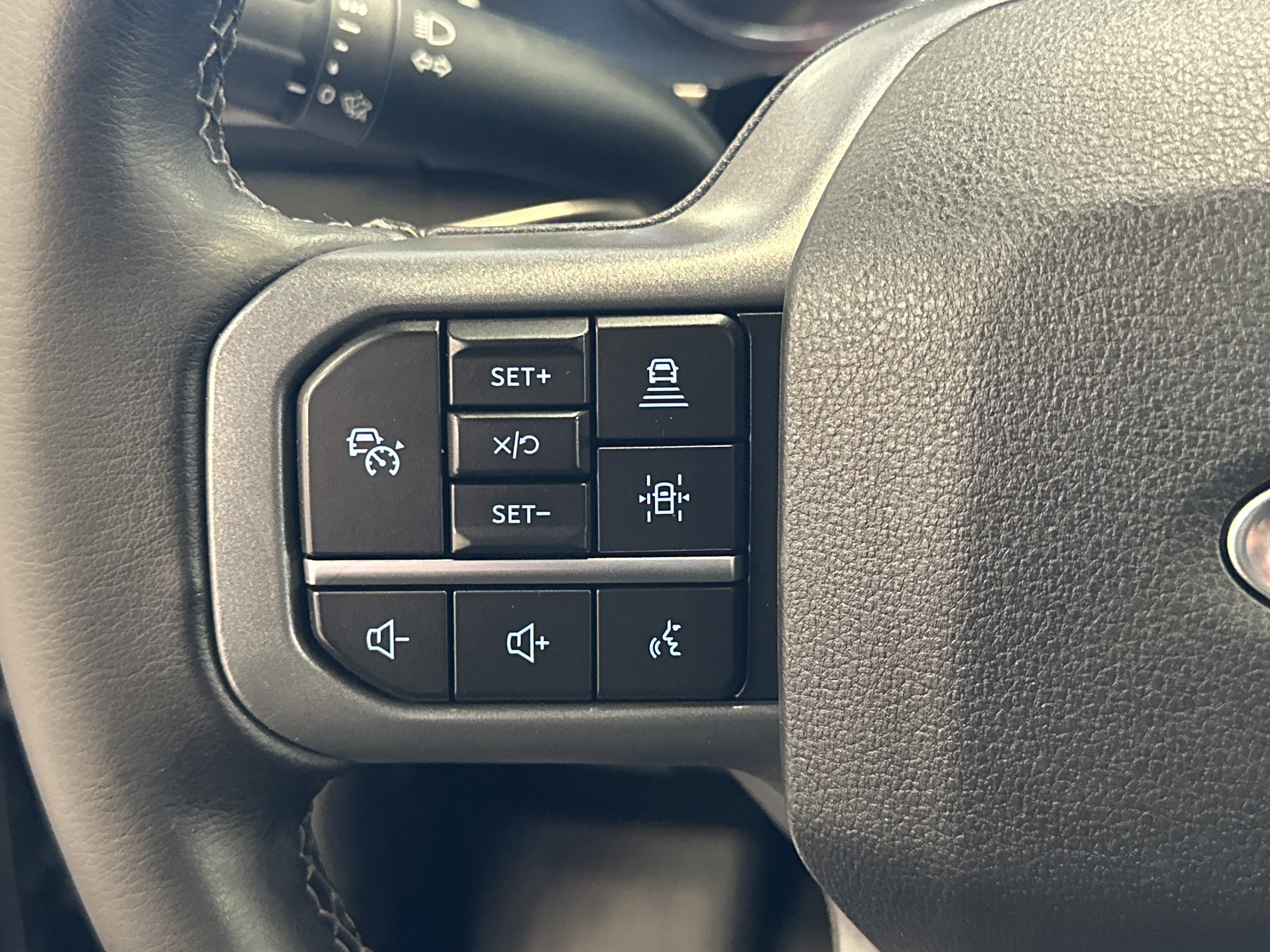 Certified 2023 Ford F150 XLT w/ Equipment Group 302A High image 38