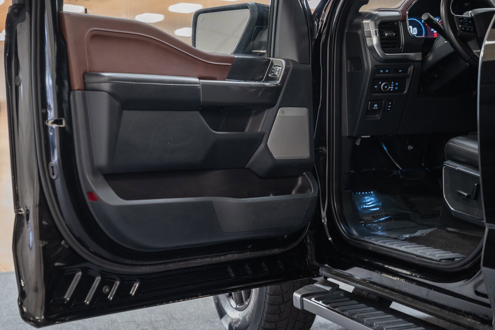 Certified 2022 Ford F150 Lariat image 42