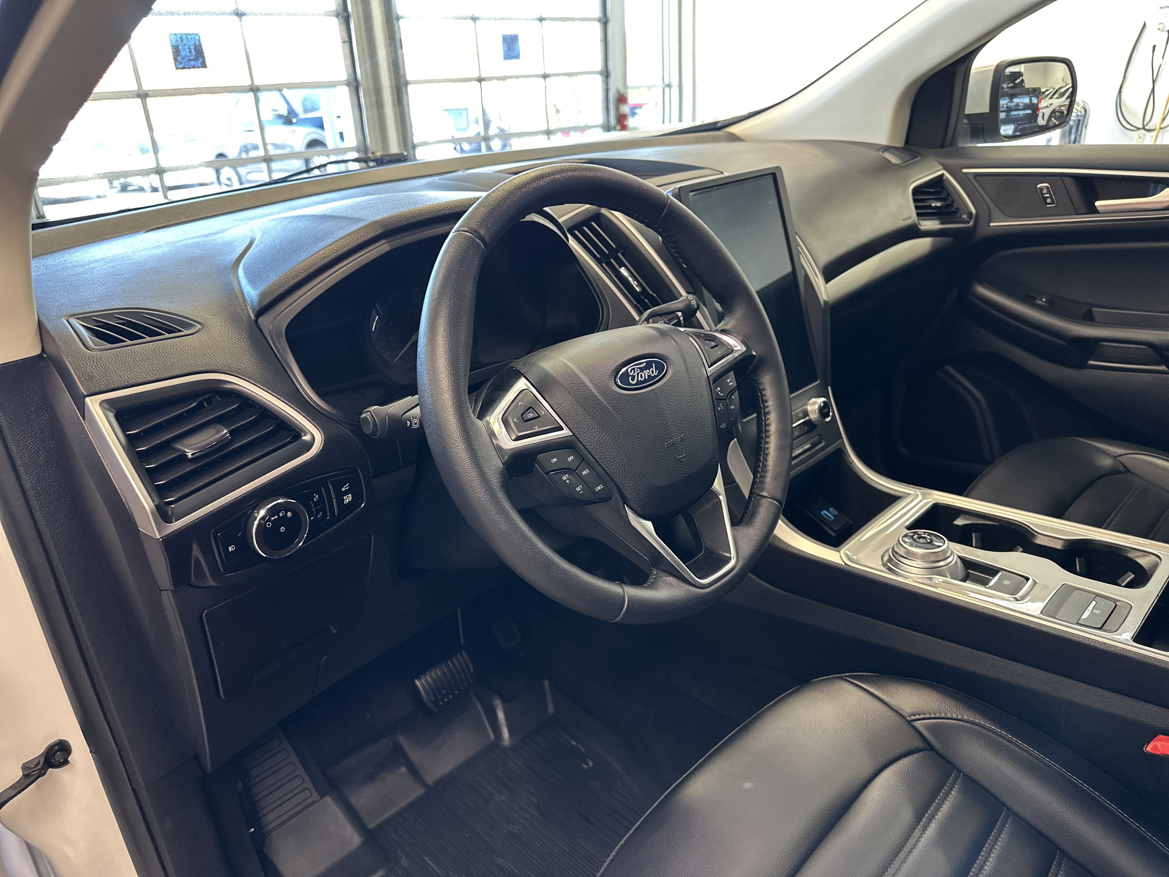 Certified 2023 Ford Edge SEL w/ Convenience Package image 25