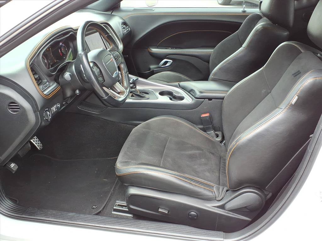 Used 2022 Dodge Challenger GT w/ Plus Package RWD image 6