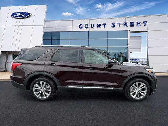 Certified 2023 Ford Explorer Limited w/ Equipment Group 301A AWD/4WD image 4