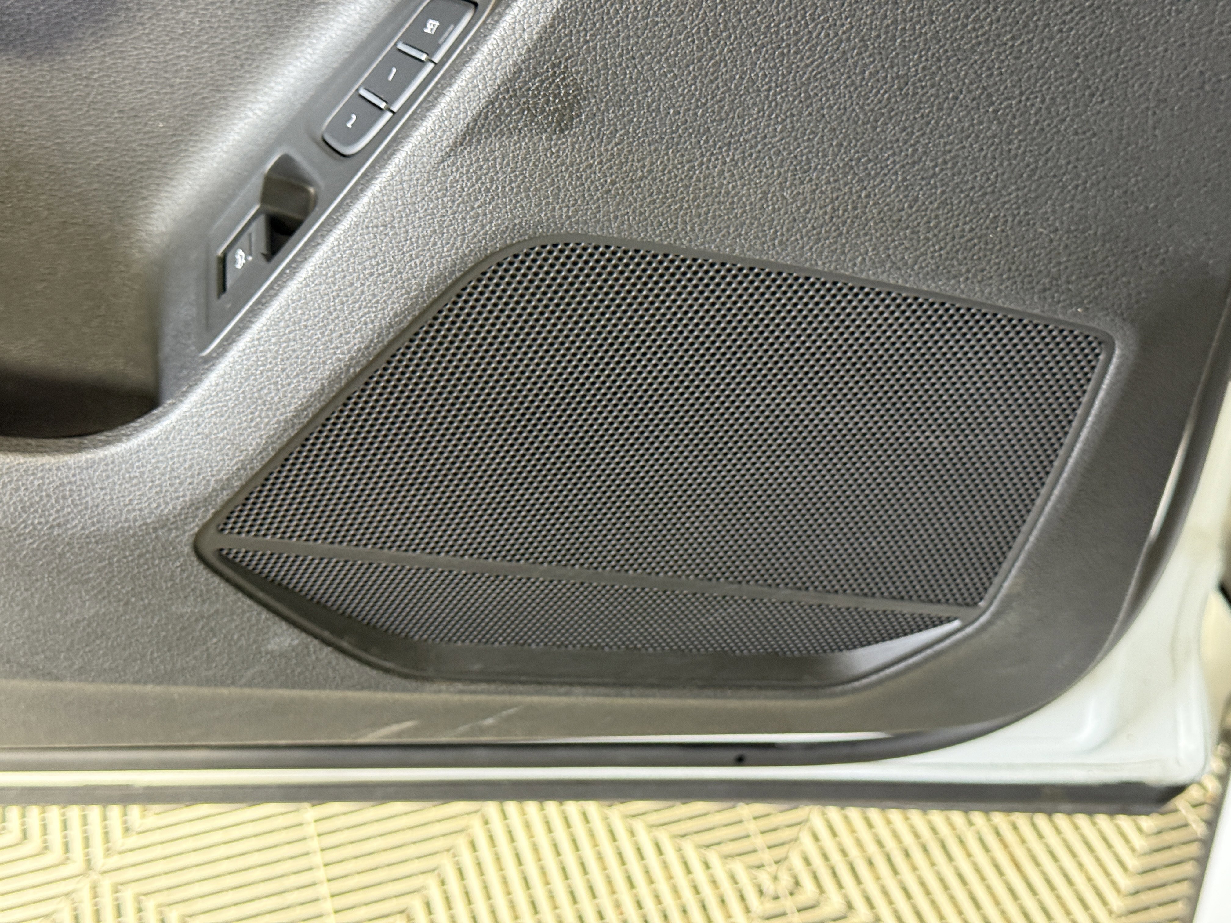 Used 2023 Audi Q3 2.0T Premium image 16