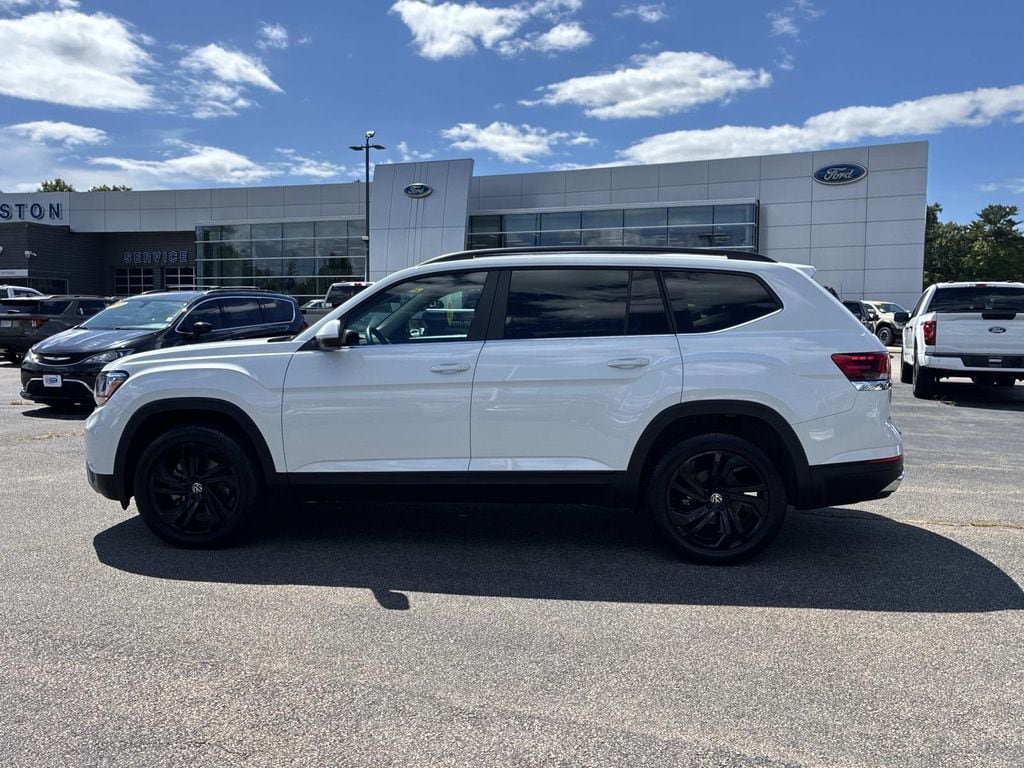 Used 2023 Volkswagen Atlas SE AWD/4WD image 4