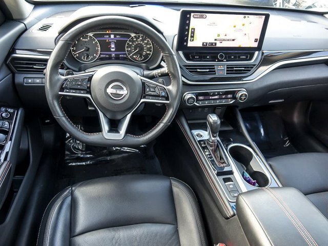 Used 2023 Nissan Altima 2.5 SR AWD/4WD image 19
