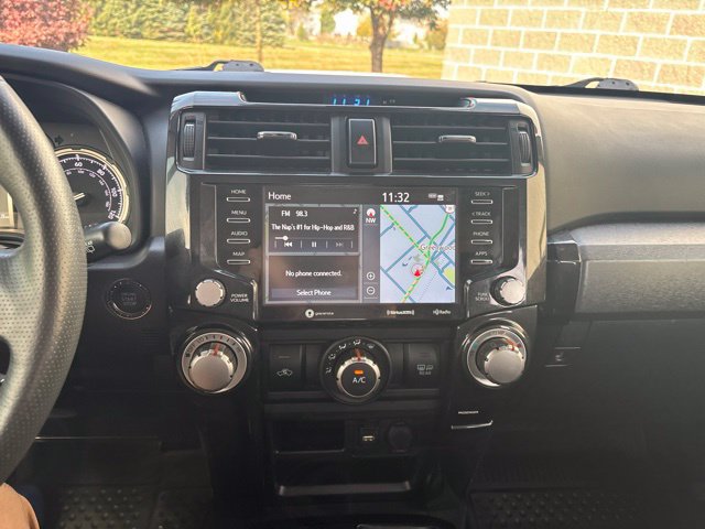 Used 2020 Toyota 4Runner TRD Off-Road Premium w/ Moonroof Package AWD/4WD image 24