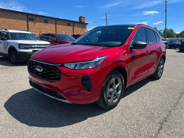 Certified 2024 Ford Escape ST-Line w/ Tech Pack #1 AWD/4WD image 27