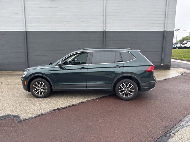 Used 2019 Volkswagen Tiguan SE w/ Panoramic Sunroof Package