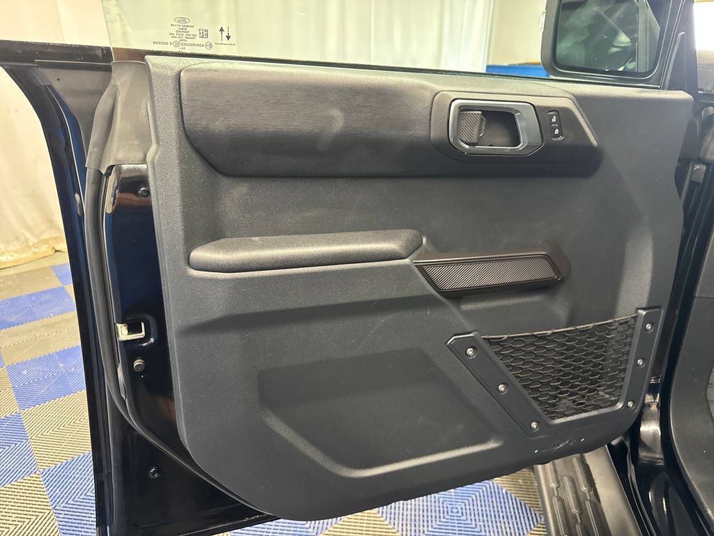 Certified 2025 Ford Bronco Outer Banks w/ Sasquatch Package AWD/4WD image 10