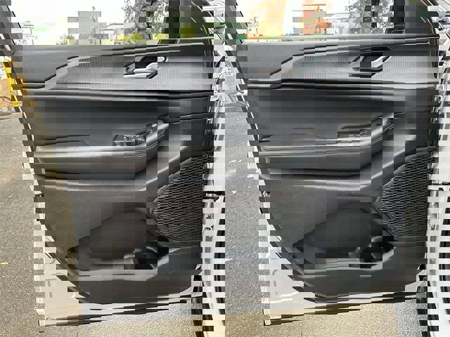 Used 2023 Jeep Grand Cherokee Altitude image 18