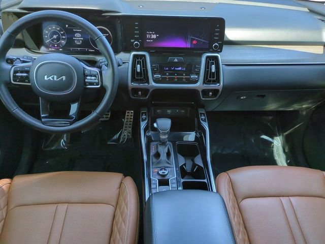 Used 2023 Kia Sorento SX Prestige image 15