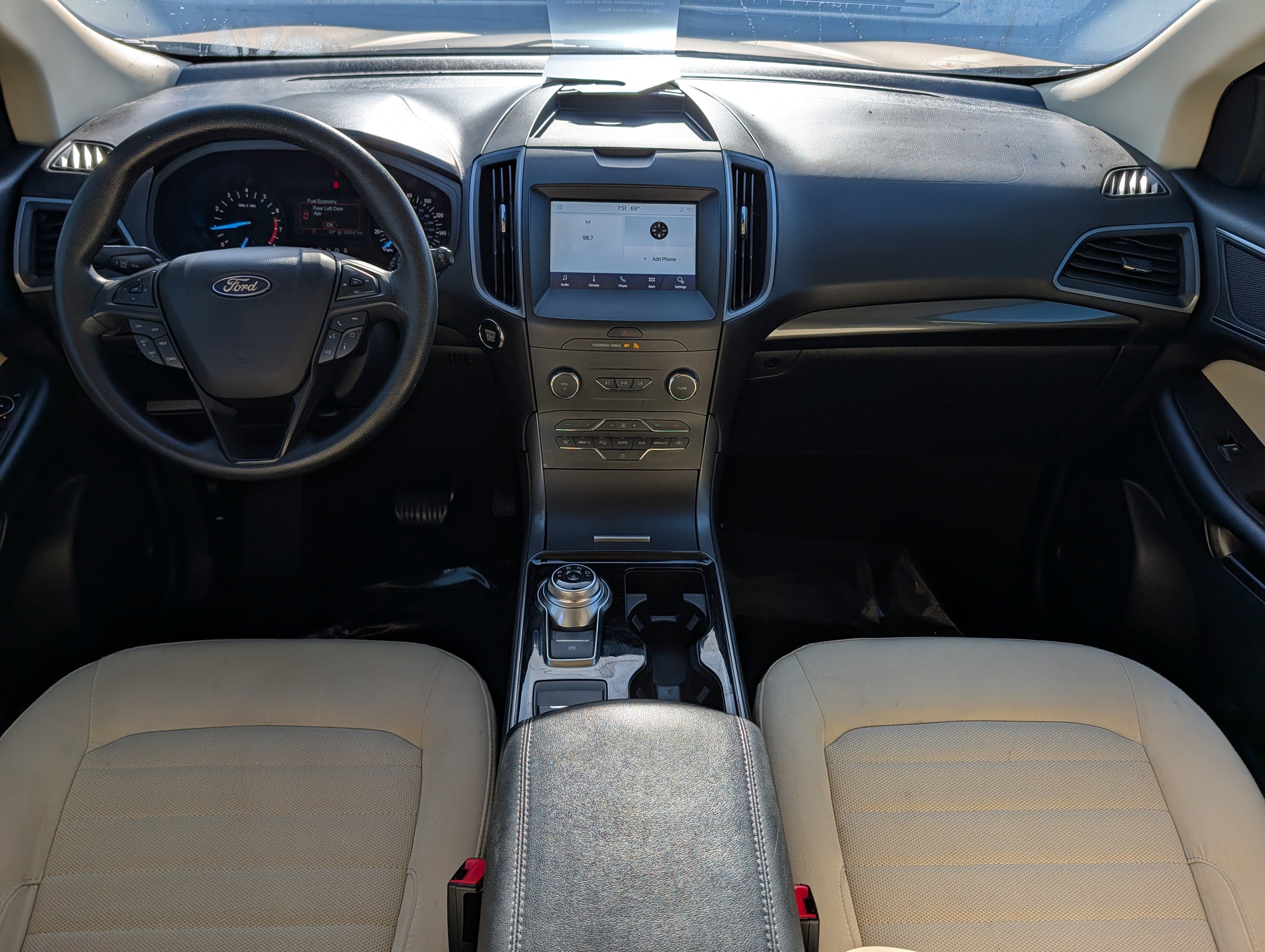 Certified 2020 Ford Edge SE image 15