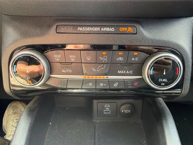 Certified 2022 Ford Escape SEL AWD/4WD image 32