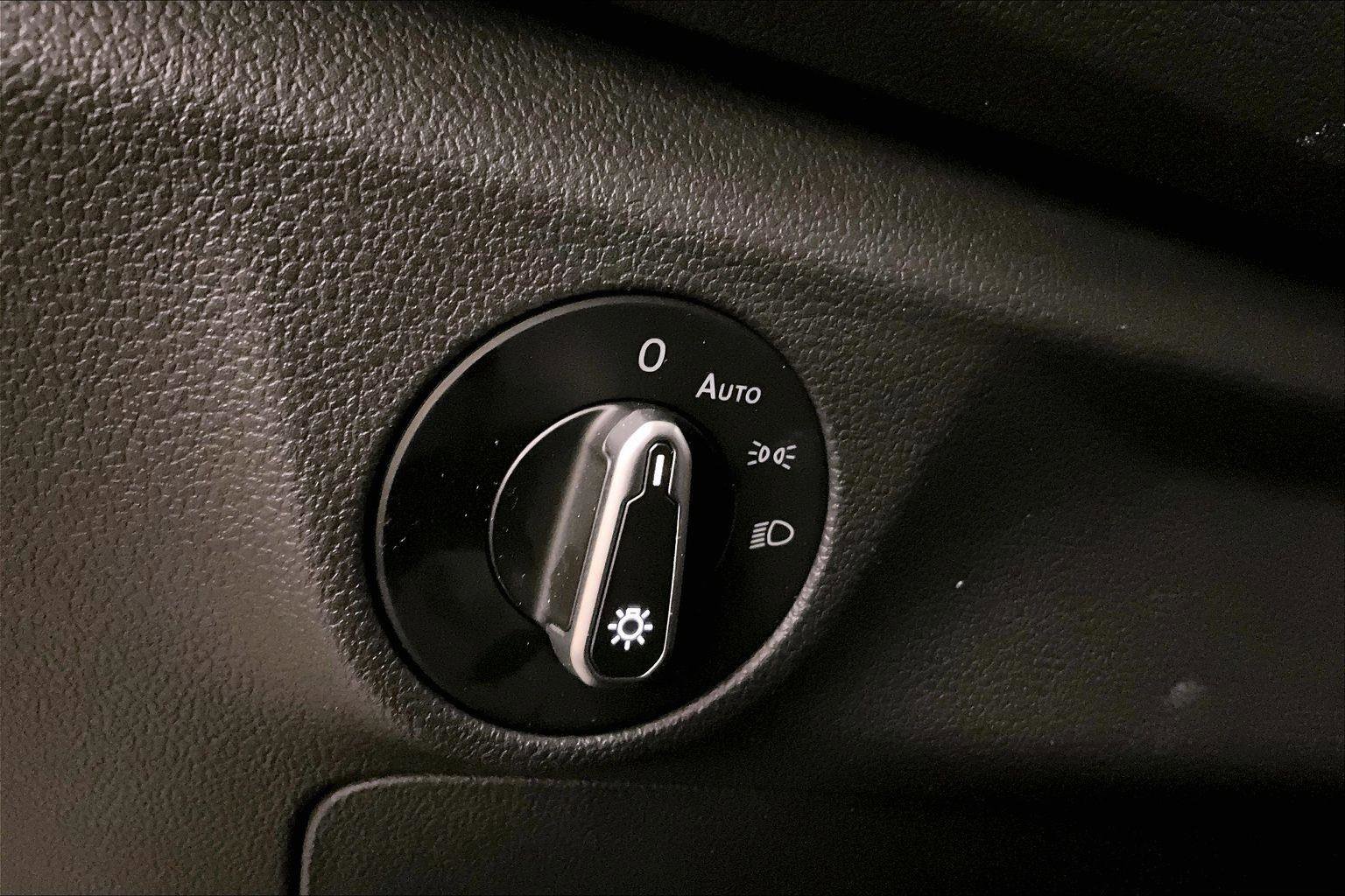 Used 2021 Volkswagen Jetta S image 30