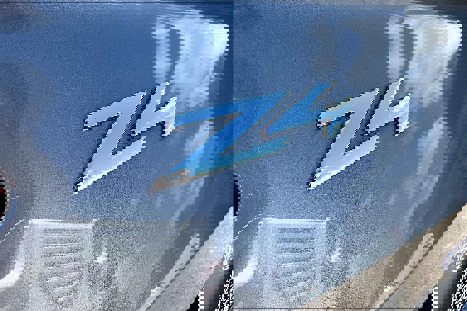 Used 2024 BMW Z4 sDrive30i w/ Shadowloine Package image 13