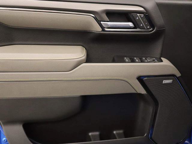 Used 2025 Chevrolet Silverado 1500 ZR2 w/ Technology Package image 34