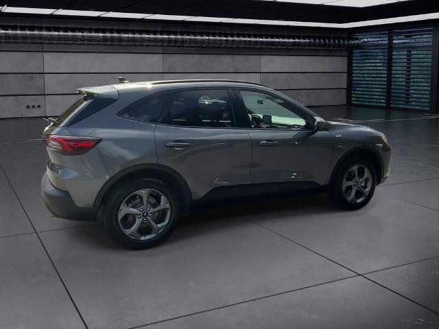 Certified 2025 Ford Escape ST-Line Select AWD/4WD image 14