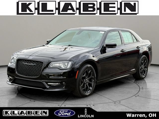 Used 2023 Chrysler 300 Touring L w/ Popular Equipment Group AWD/4WD image 1