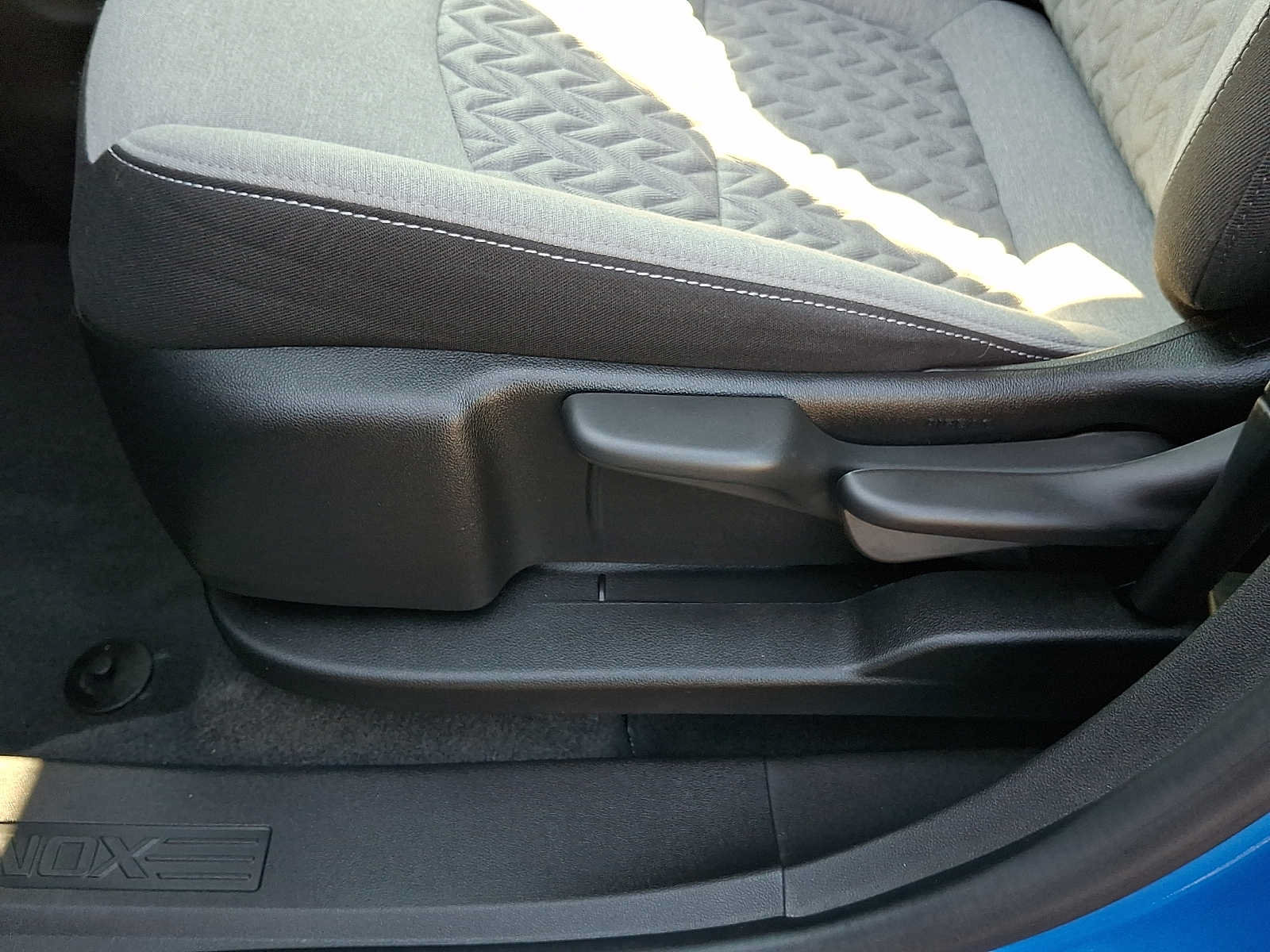 Used 2024 Chevrolet Equinox LS FWD image 25