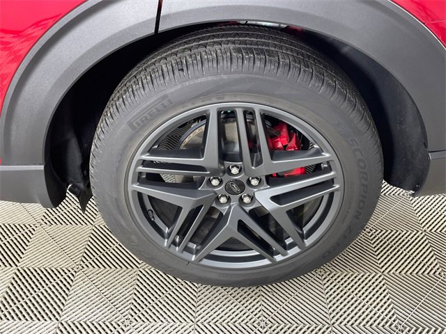 Certified 2025 Ford Explorer ST image 20