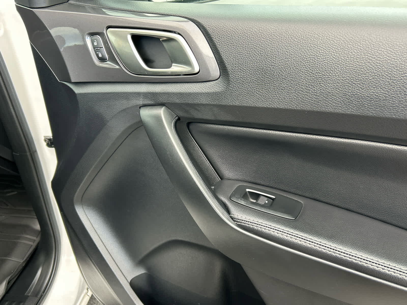 Certified 2020 Ford Ranger Lariat w/ Equipment Group 501A Mid image 19