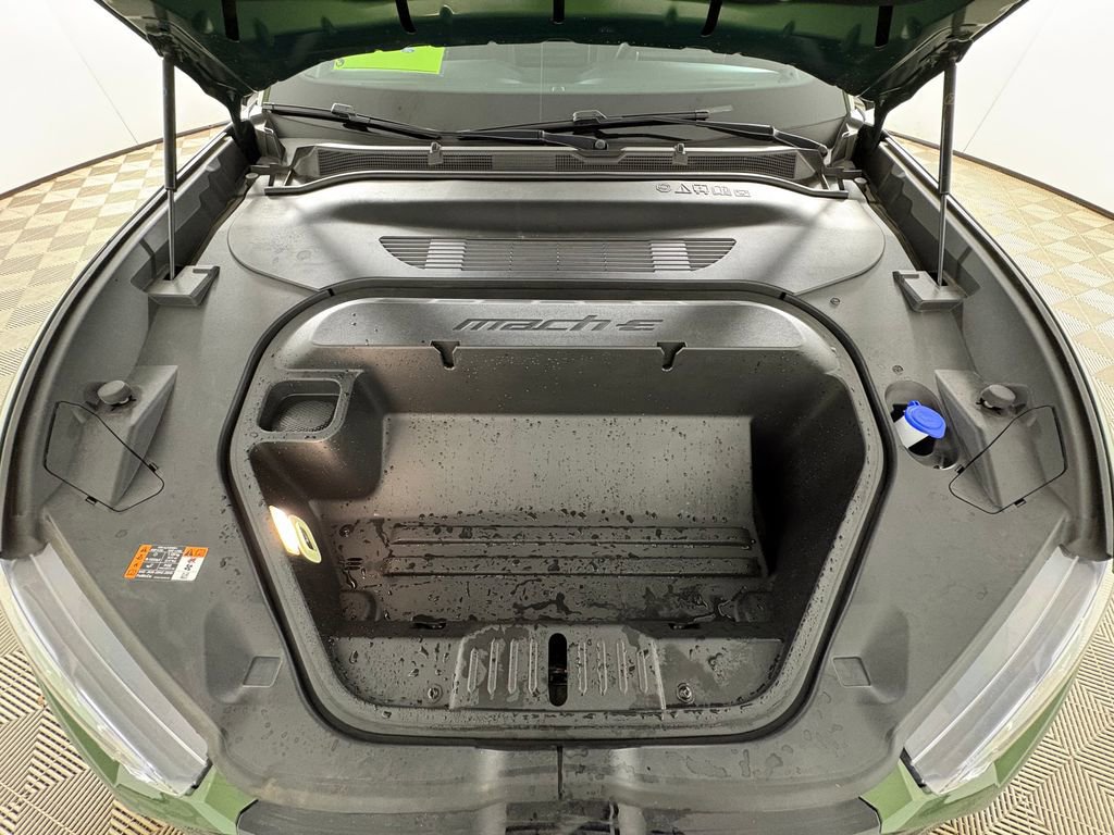 Certified 2025 Ford Mustang Mach-E GT image 27