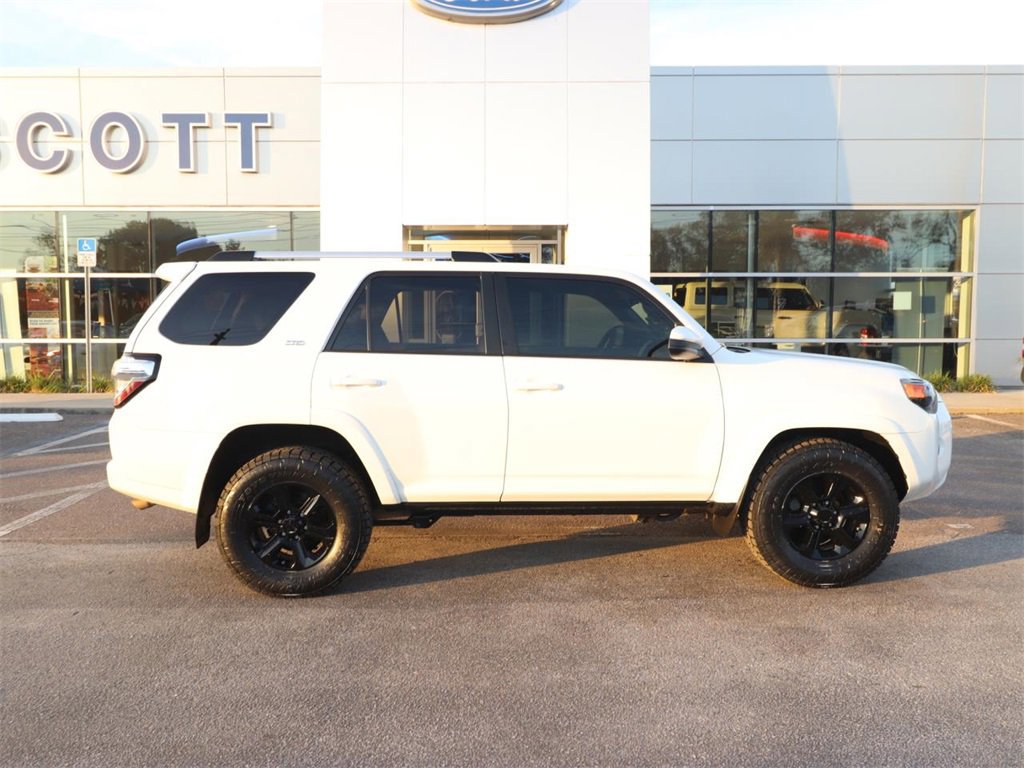 Used 2019 Toyota 4Runner SR5 image 6