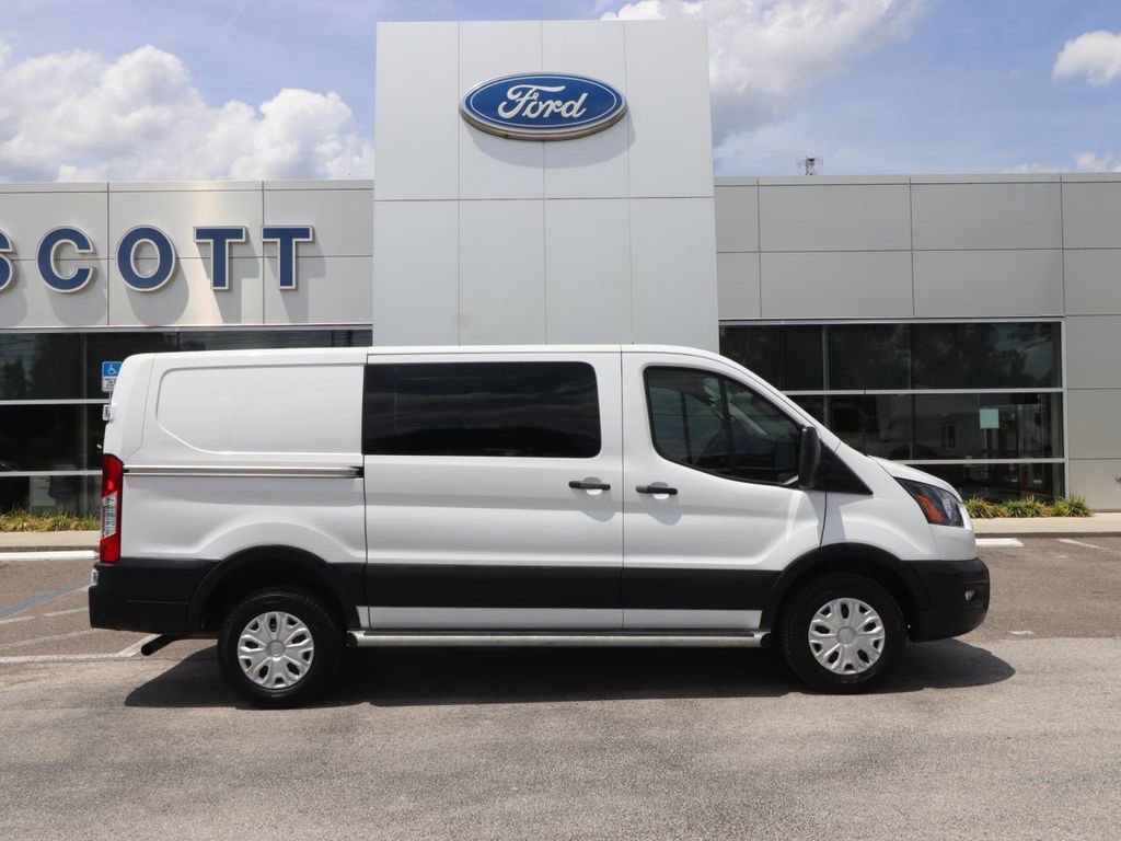 Certified 2024 Ford Transit 250 Low Roof w/ Exterior Upgrade Package RWD image 17