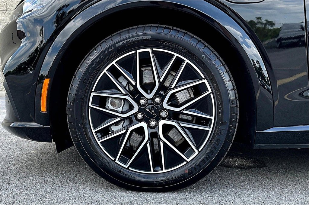 Certified 2024 Ford Mustang Mach-E Premium image 9