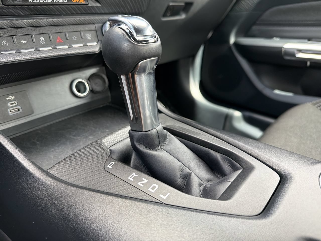 Certified 2024 Ford Mustang Coupe RWD image 22