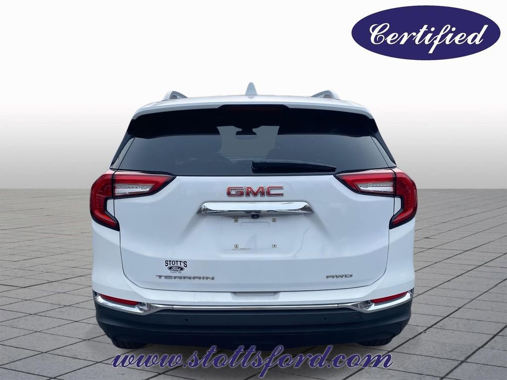 Used 2023 GMC Terrain SLT w/ Tech Package image 3
