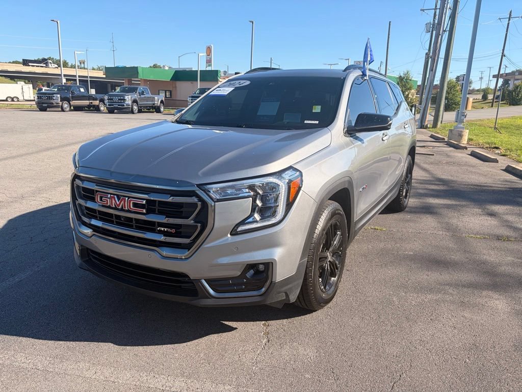 Used 2024 GMC Terrain AT4 w/ Tech Package AWD/4WD image 2