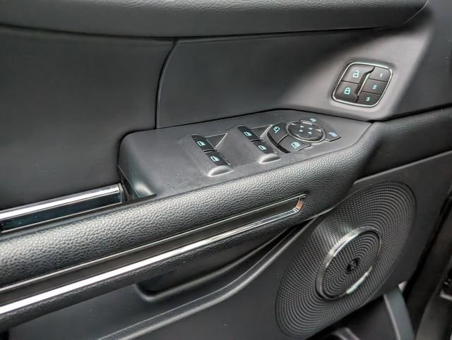 Certified 2023 Ford Expedition Limited image 17