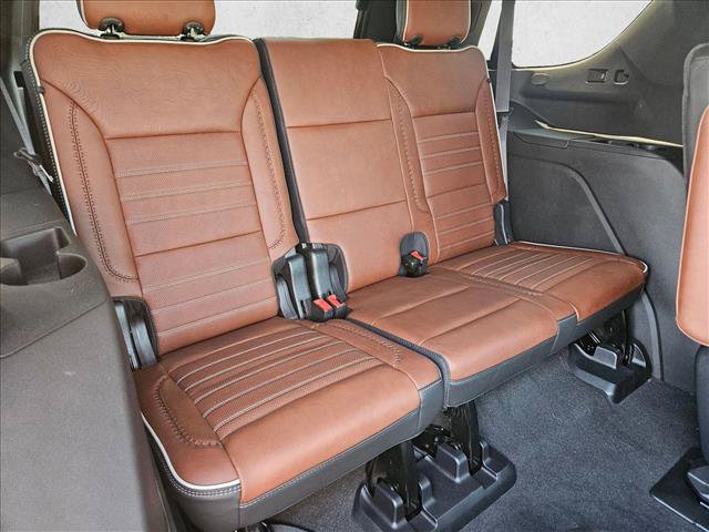 Used 2023 GMC Yukon Denali Ultimate AWD/4WD image 22