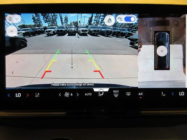 Certified 2025 Ford Expedition Active image 17