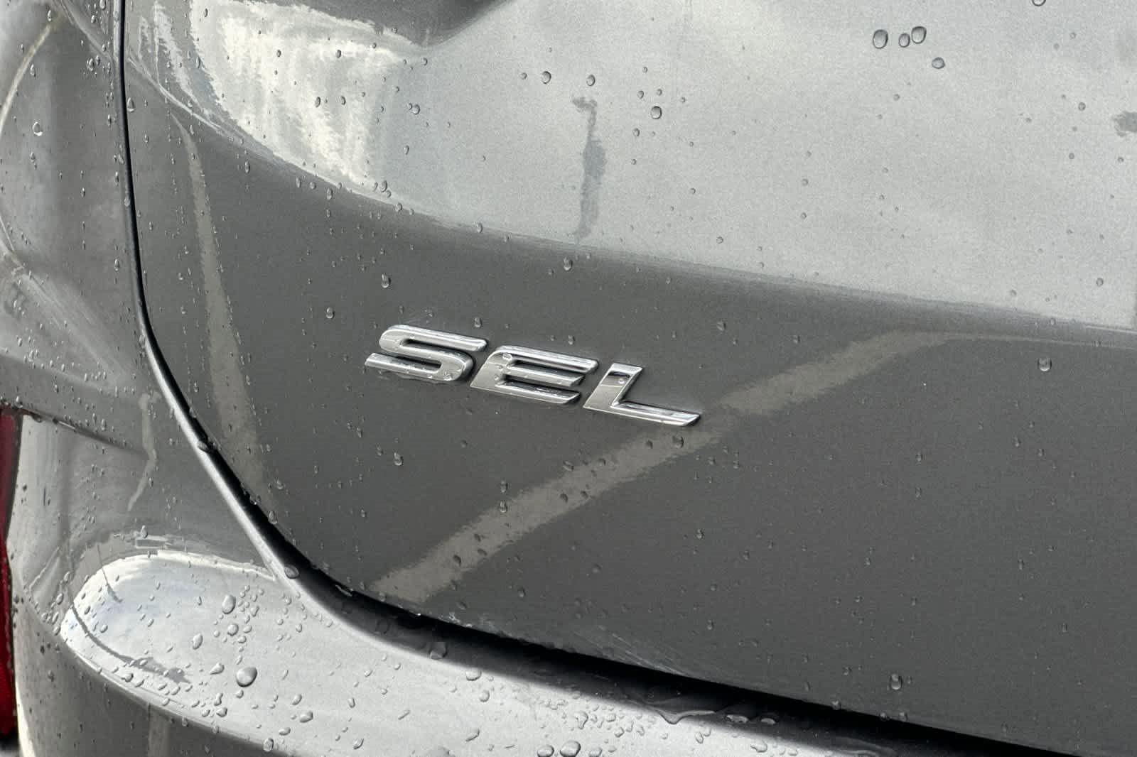 Certified 2024 Ford Edge SEL image 28