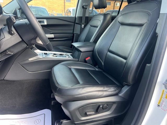 Certified 2023 Ford Explorer XLT w/ Equipment Group 202A AWD/4WD image 20