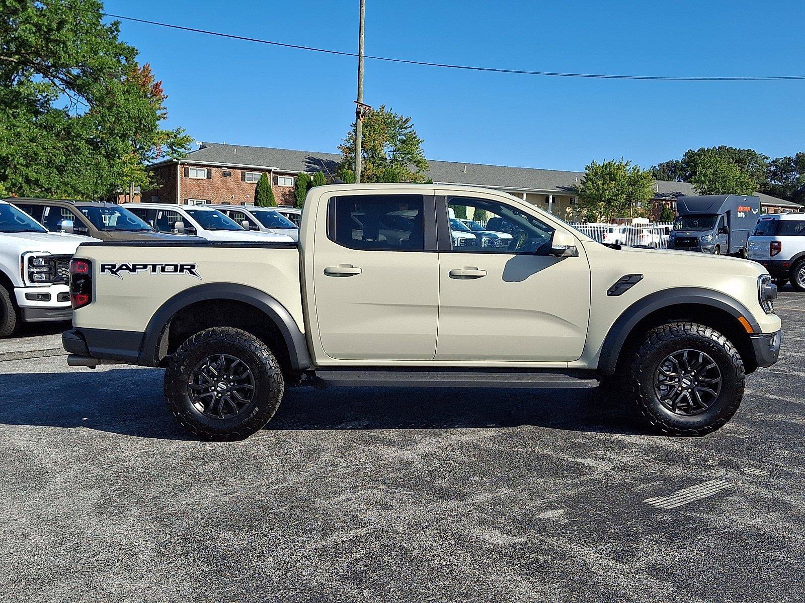 Certified 2025 Ford Ranger Raptor AWD/4WD image 7