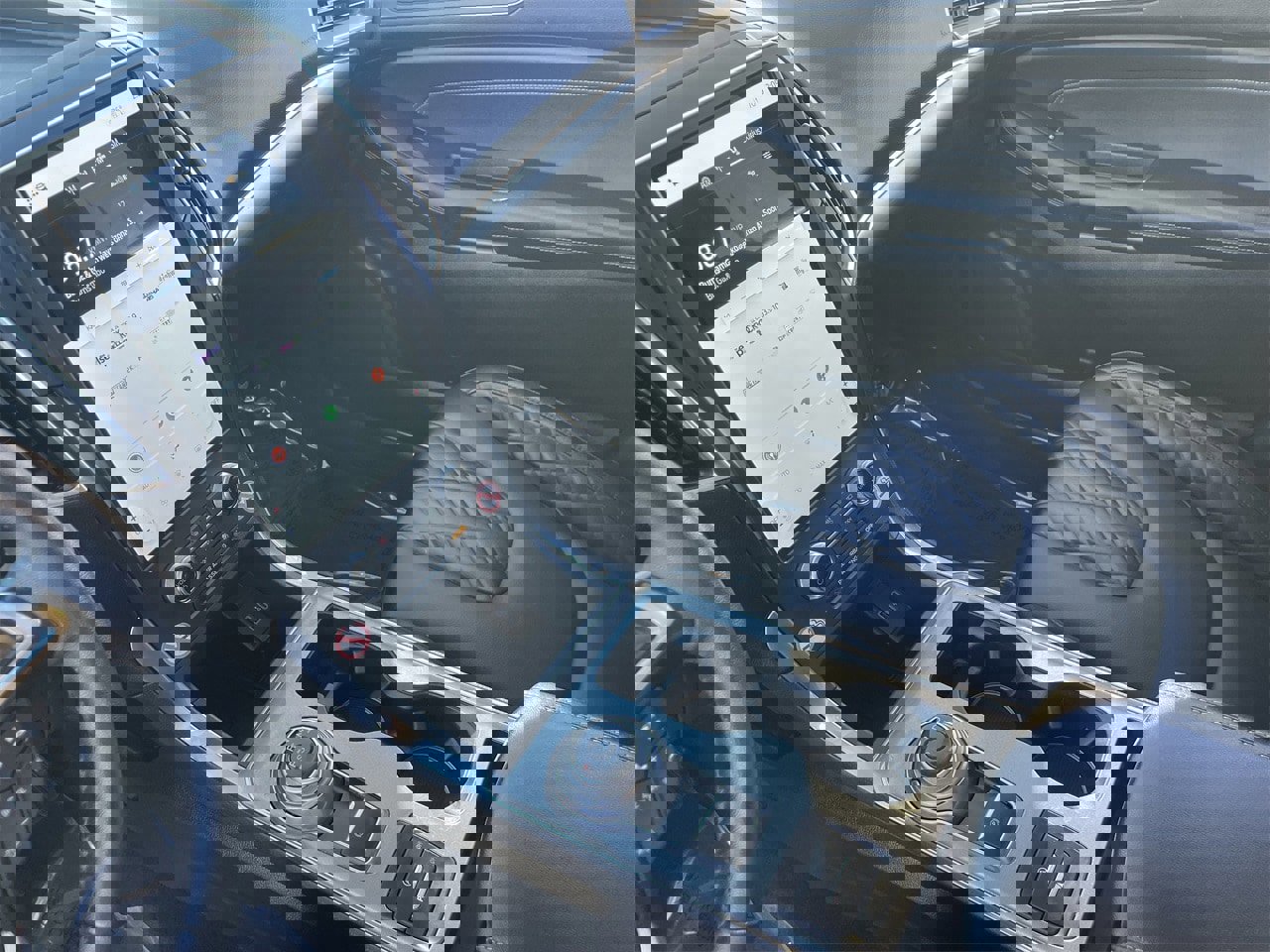 Certified 2024 Ford Edge Titanium image 24