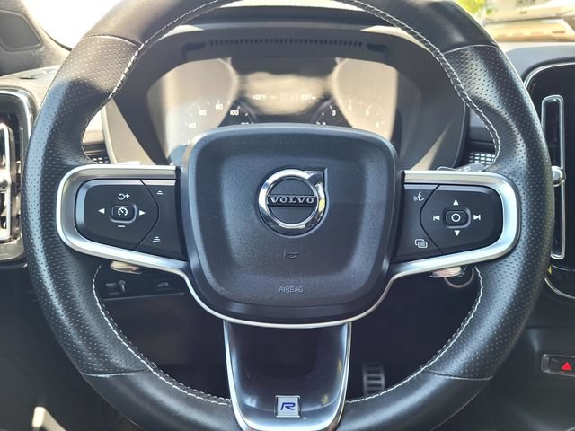 Used 2019 Volvo XC40 T5 R-Design AWD/4WD image 25