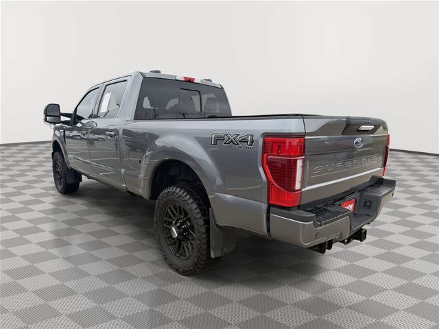 Certified 2022 Ford F350 Lariat AWD/4WD image 3