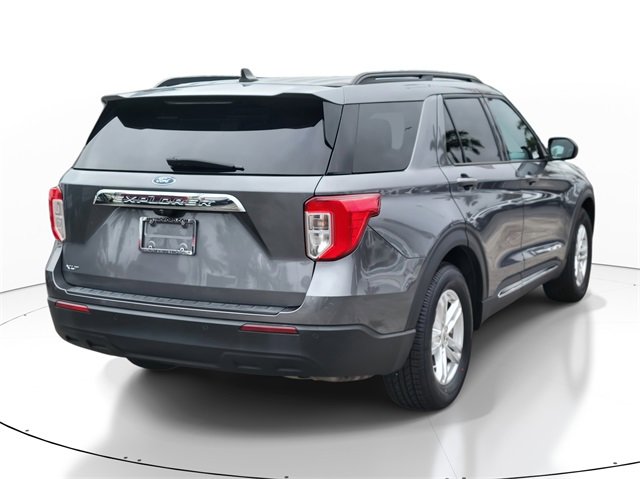 Certified 2022 Ford Explorer XLT image 4