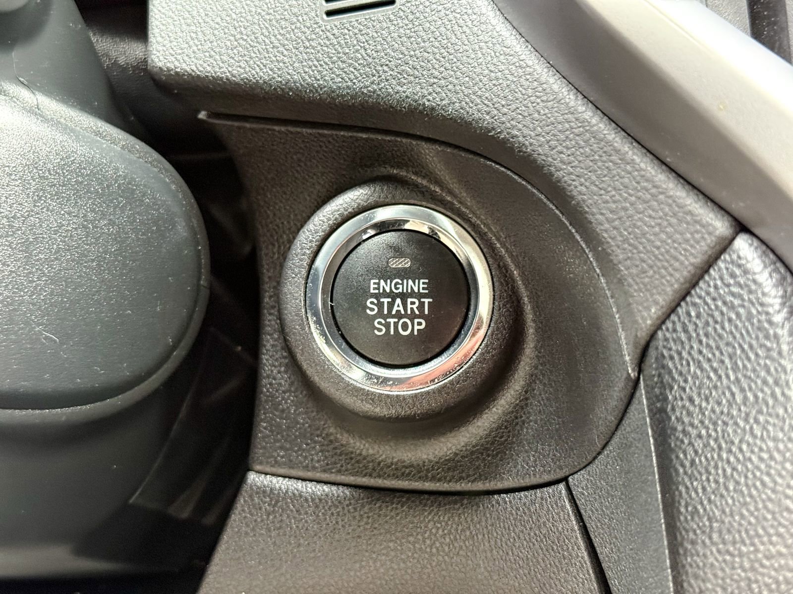 Used 2020 Subaru Ascent Touring image 29