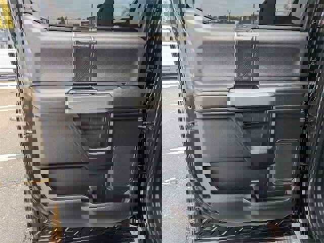 Certified 2020 Ford F350 Platinum w/ FX4 Off-Road Package image 30