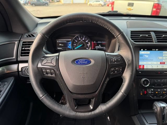 Certified 2018 Ford Explorer XLT w/ Equipment Group 202A AWD/4WD image 32