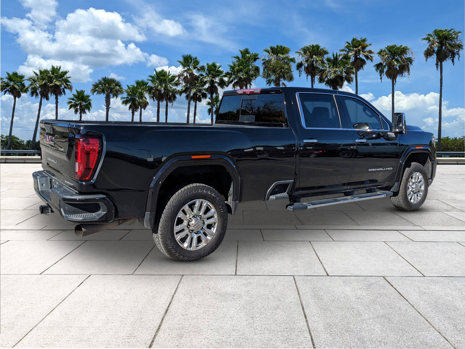 Used 2022 GMC Sierra 2500 Denali w/ Denali Ultimate Package image 8