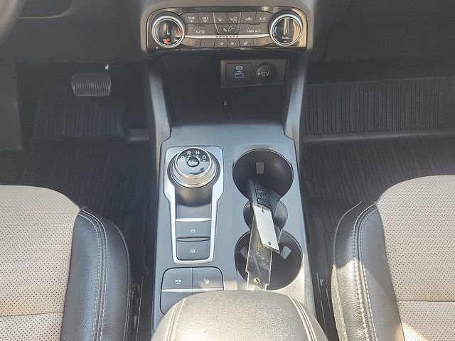 Certified 2022 Ford Escape Titanium w/ Titanium Elite Package image 18
