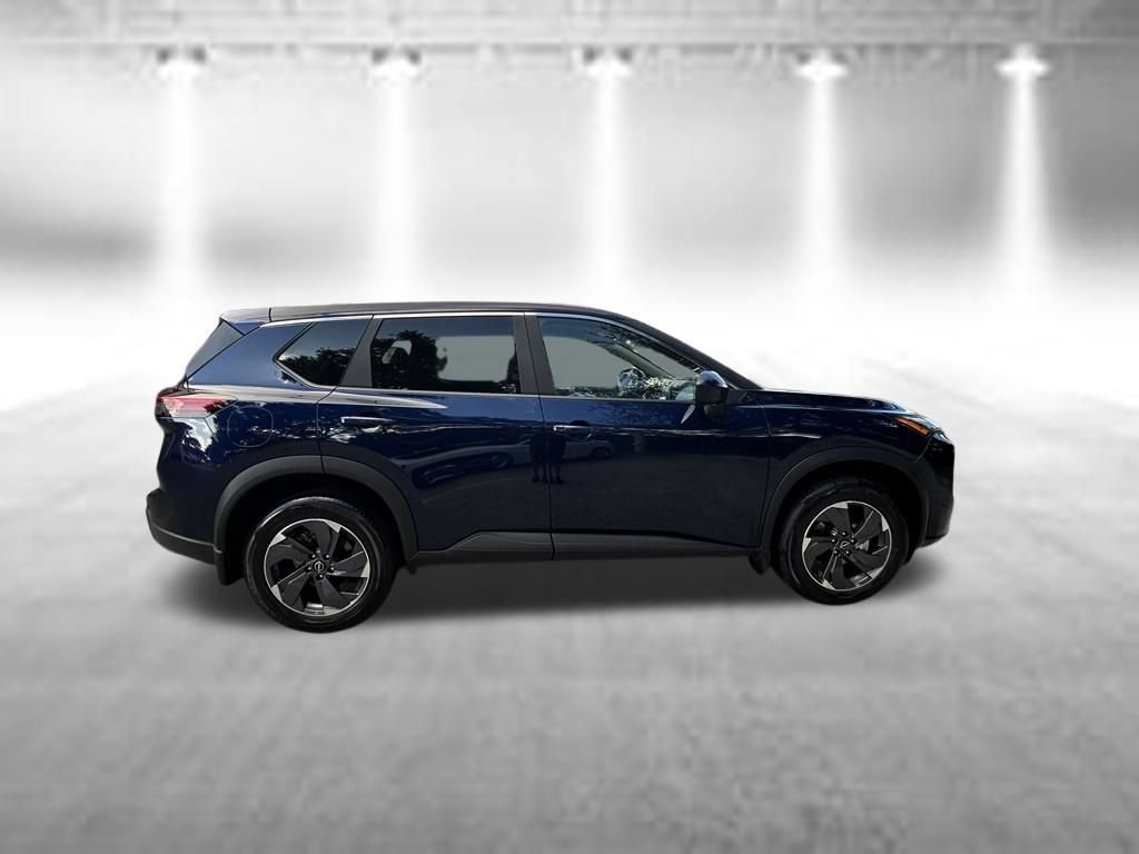 Used 2025 Nissan Rogue SV FWD video 3
