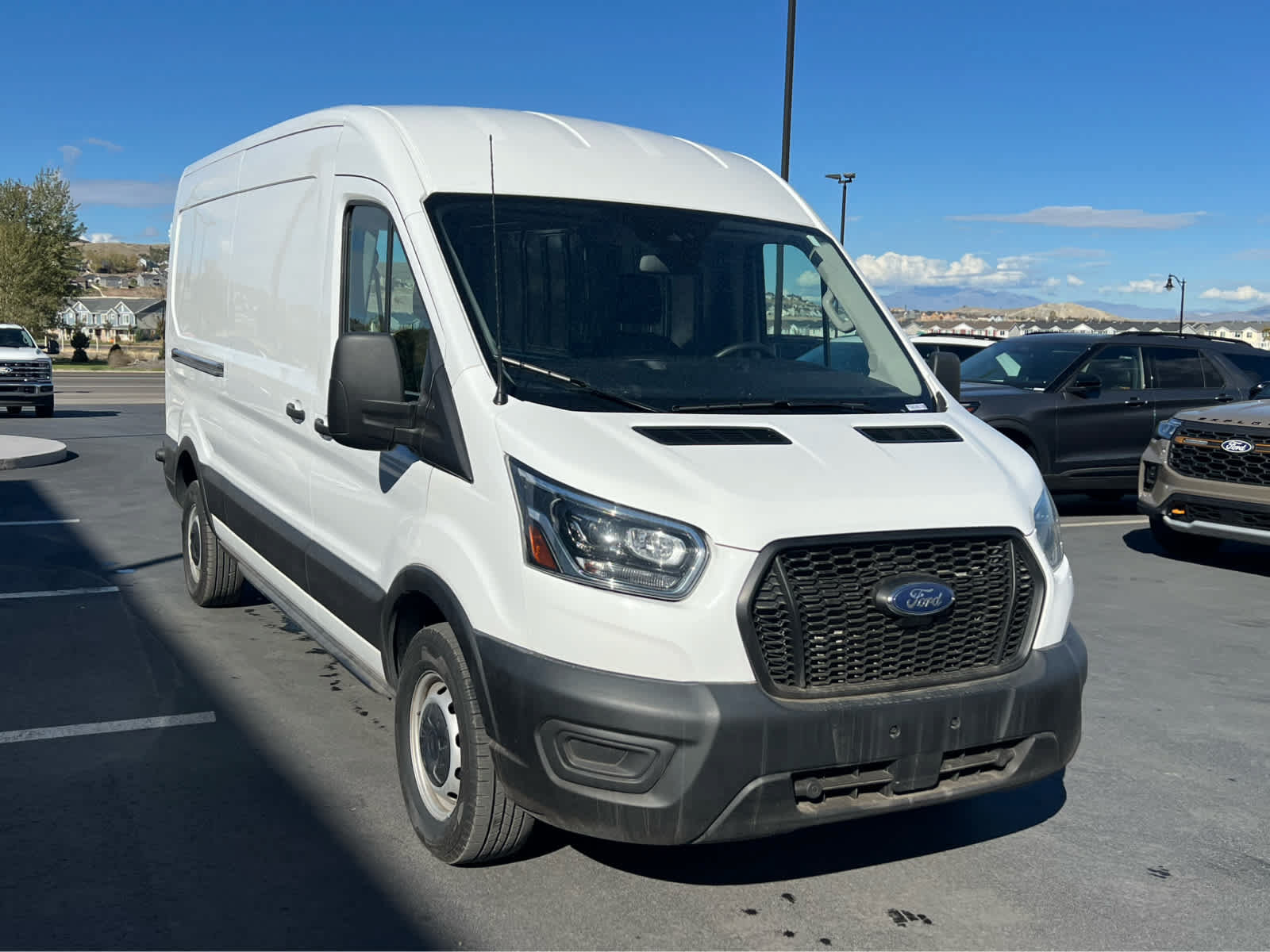 Certified 2023 Ford Transit 250 Medium Roof w/ Load Area Protection Package RWD image 4