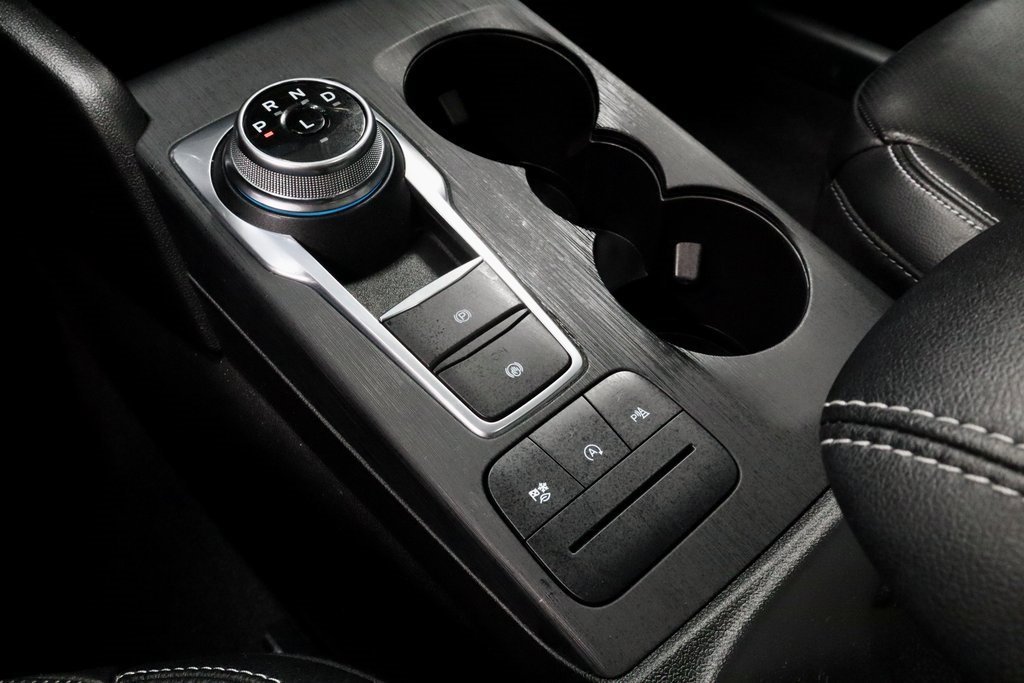 Certified 2022 Ford Escape Titanium w/ Class II Trailer Tow Package image 35